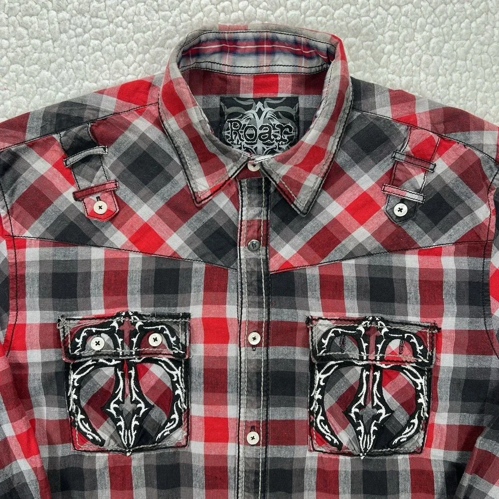 Roar‎ Buckle Button Up Shirt Mens Medium Red Black Plaid Y2K Western Embroidered